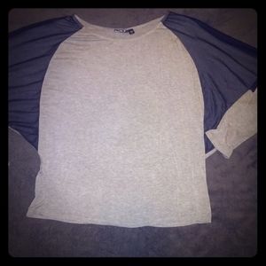 Drape arm gray crop top